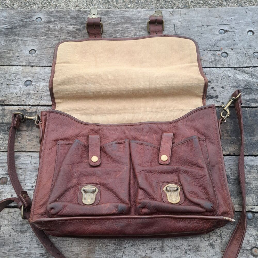 Duluth Trading Co Vintage Brown Leather Messenger Book Laptop Shoulder Bag - Picture 7 of 11